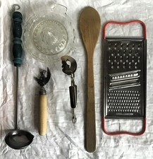 Selection of 6 Vintage Kitchen