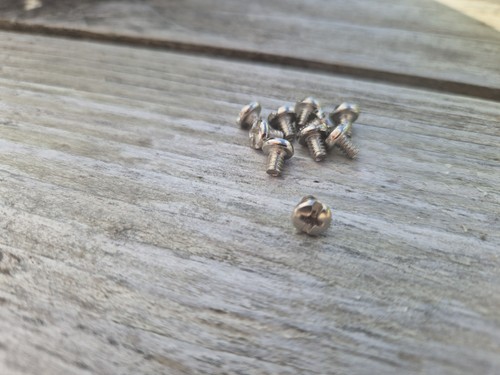 Lot motherboard screws - of,