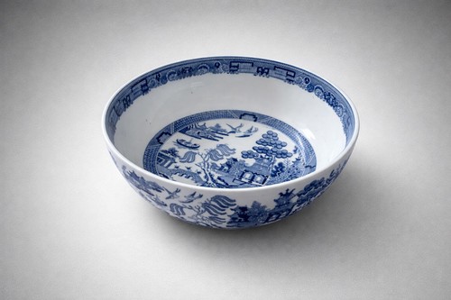 Wedgwood willow pattern - wedgwood,willow, pattern,likely