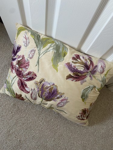 Laura ashley gosford cranberry - gosford,