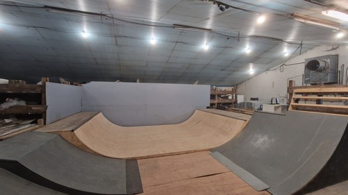 Skate ramps quarter - half, pipe