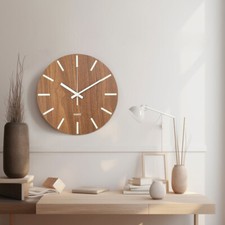 Wall Clock Illuminated / Solid