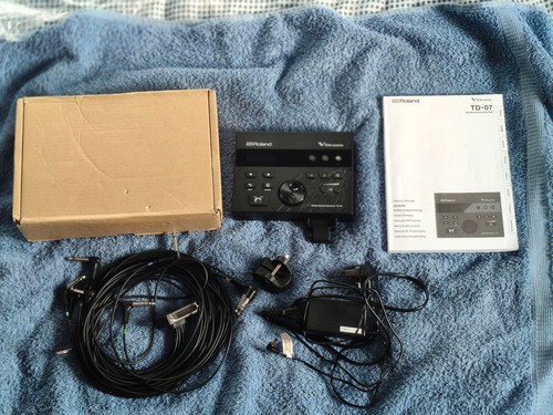 Roland drum module - td-07,