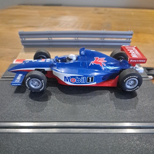 Scalextric c2516 dallara - dallara, indy
