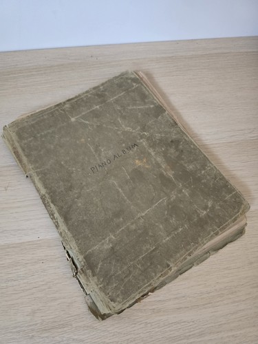 Antique daily dispatch - daily, piano