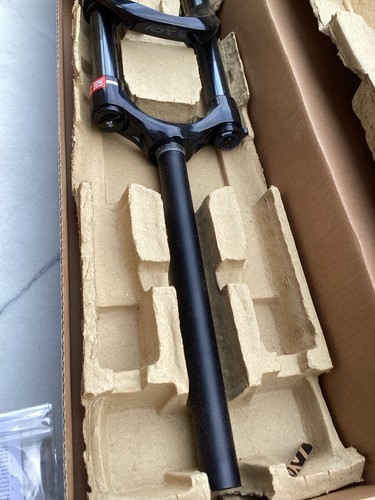 Brand new box rockshox - brand, judy