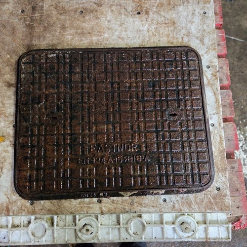 Cast iron manhole cover - cast,