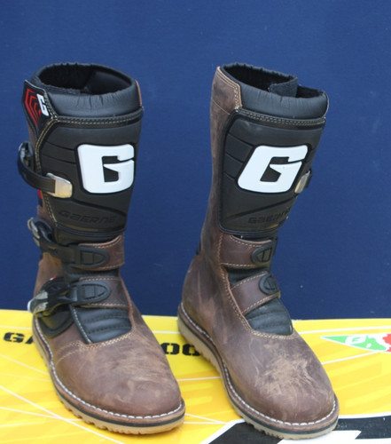 Gaerne oiled trials boots - "oiled",