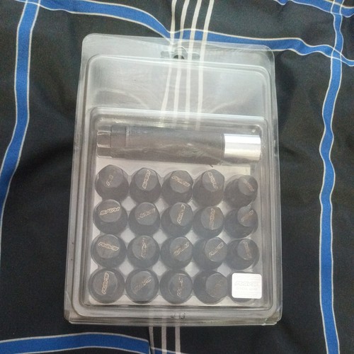 Rays locking wheel - nuts, set