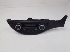 TOYOTA Yaris Hybrid 2017-2020