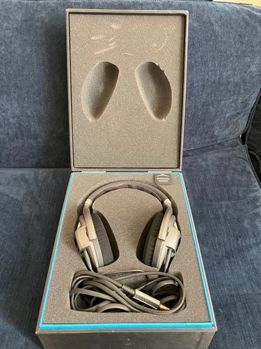 Used sennheiser hd700 - used,