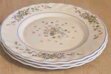 Arcopal Victoria France Floral