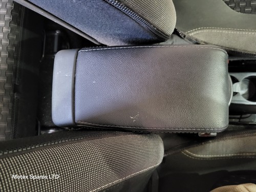 Renault captur j87 - j87, armrest