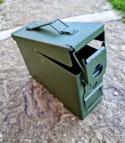Cal metal ammo box - 30,