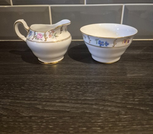 Vintage royal tara creamer - royal,