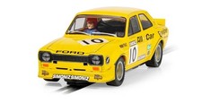 Scalextric C4590 Yellow Ford Escort Mk1 All Car Equipe Nick whiting #10 lights 