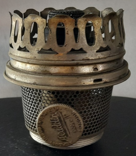 Vintage model aladdin oil - model, 11