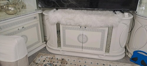 Preowned venus designer white - preowned,