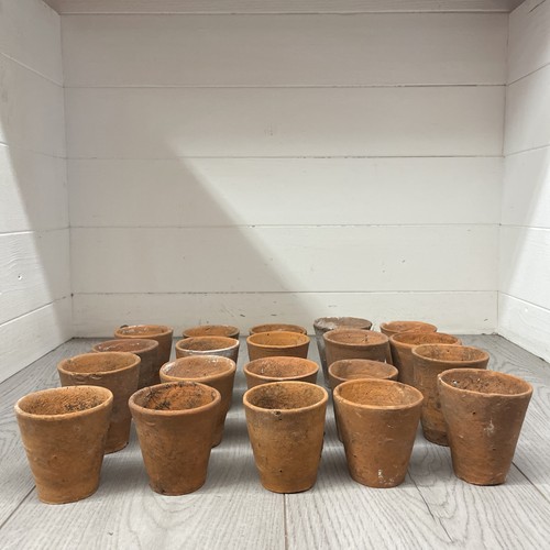 Vintage hand thrown - 20,