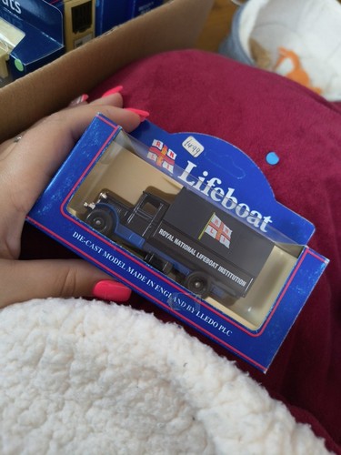 Lledo die cast rnli lifeboat - lledo,