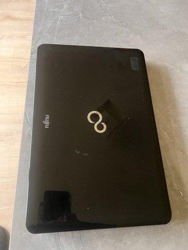 Fujitsu lifebook laptop - fujitsu,