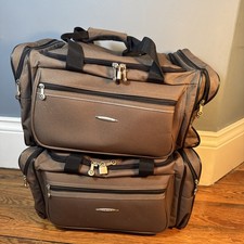 Pair of Medium greeny brown