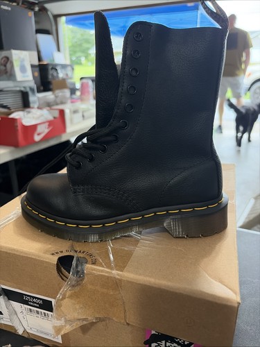 Martens women s - dr.,