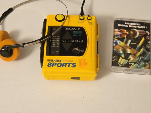 Vtg sony sports walkman - vtg,