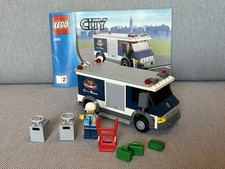 LEGO CITY: Van & Minifigure