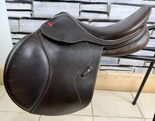 17” MW/Wide Whitaker Madrid Jump Saddle - Brown