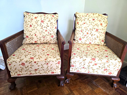 Antique bergere armchairs - antique,