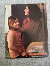 Vintage Pingouin Knitting Pattern No. 7621 4ply round neck sweater 26-40