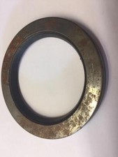 LEYLAND BISON 1968 TO 1980 FRONT HUB OIL SEAL (EE273)