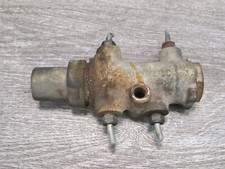 ?75-82 TRIUMPH TR7 BRAKE VALVE OEM