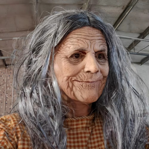 Realistic granny old - realistic,
