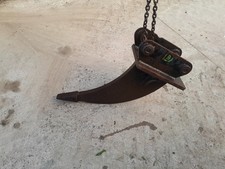 Ripper tooth to suit digger on 40mm pins, JCB, Takeuchi, Hitactchi, CAT