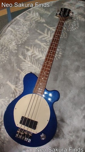 Pignose bass with - bass,