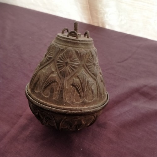 Victorian cast iron hanging - iron,