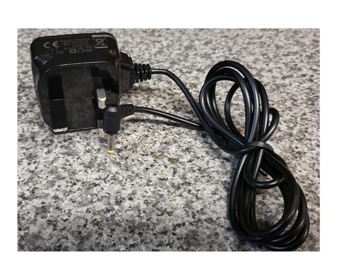 Mains wall charger psp plug - uk,