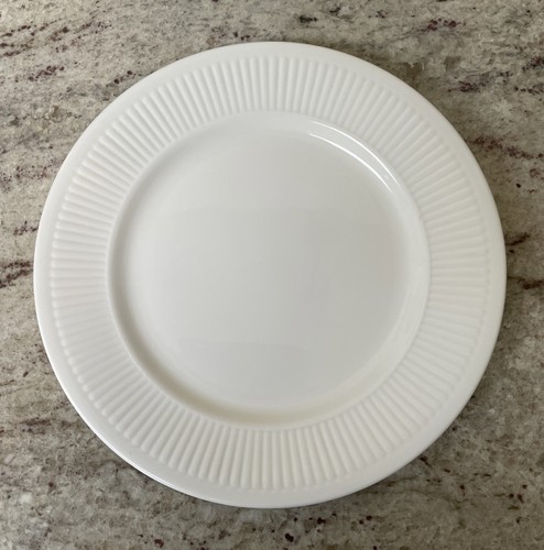 Wedgwood white metallised bone - metallised,