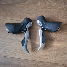 SHIMANO 105 ST-5700 2x10