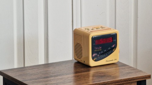 Radioshack radio alarm clock - radioshack, /
