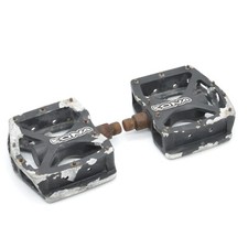 Kona Mountain Bike Pedals Flat