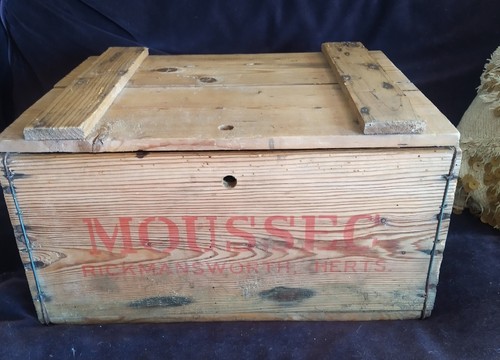 Vintage wooden moussec - moussec, wine