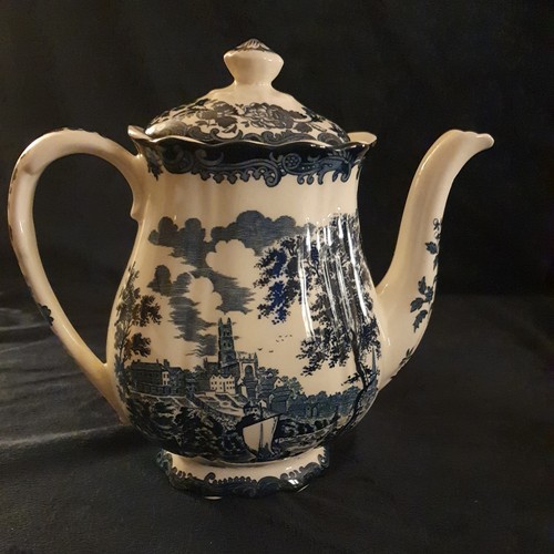 Royal worcester teapot - royal,