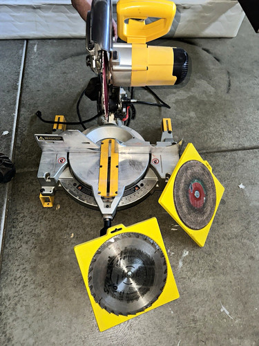 Dewalt dw703 compound - dewalt, in