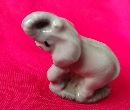 Vintage wade whimsie miniature - wade,