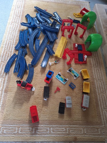 Tomy trainset - tomy,