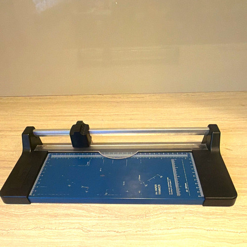 Staples paper trimmer - staples, a4