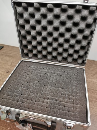 Aluminium flight case with - flight,